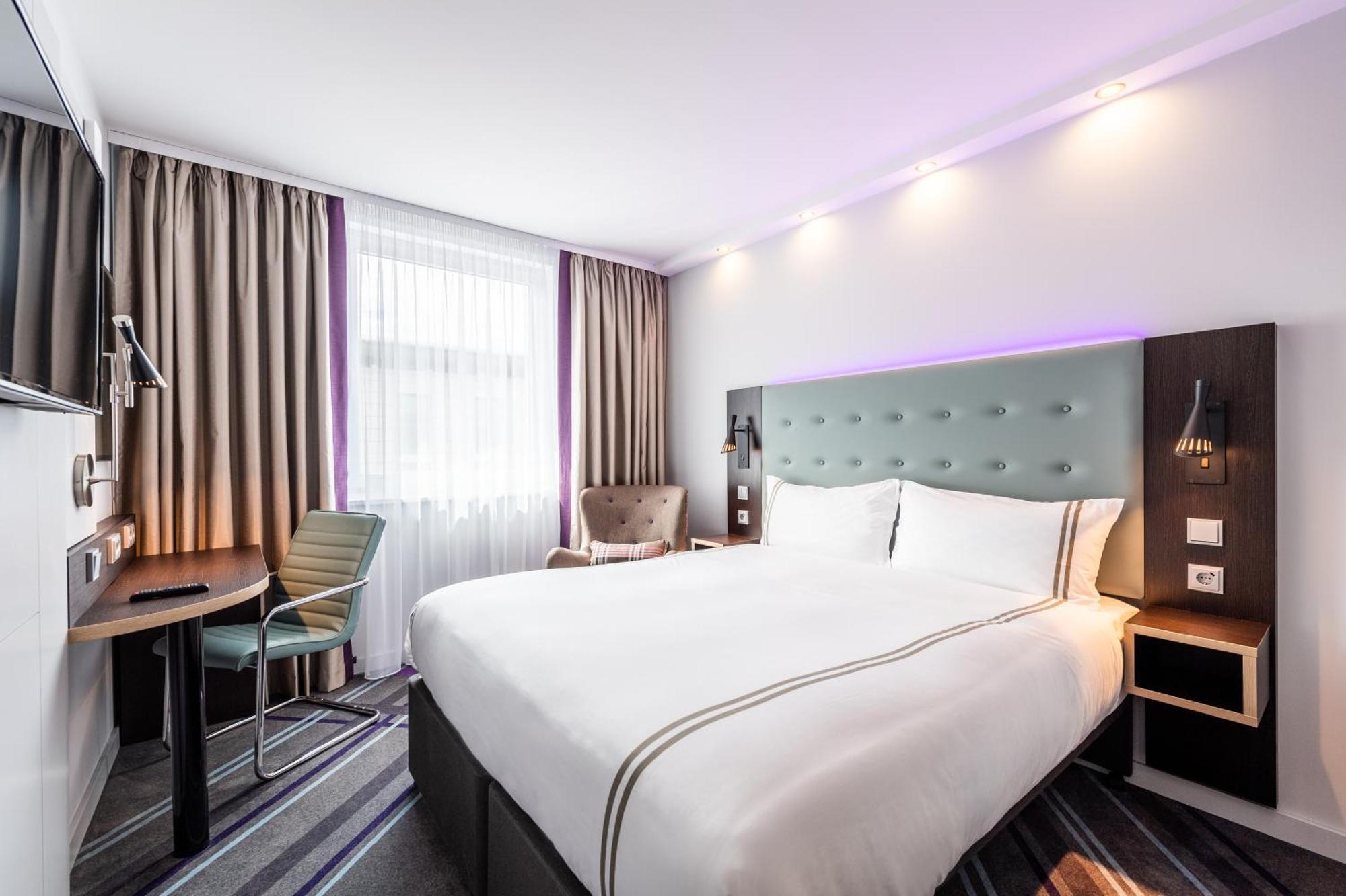 Premier Inn Hamburg City Millerntor Buitenkant foto