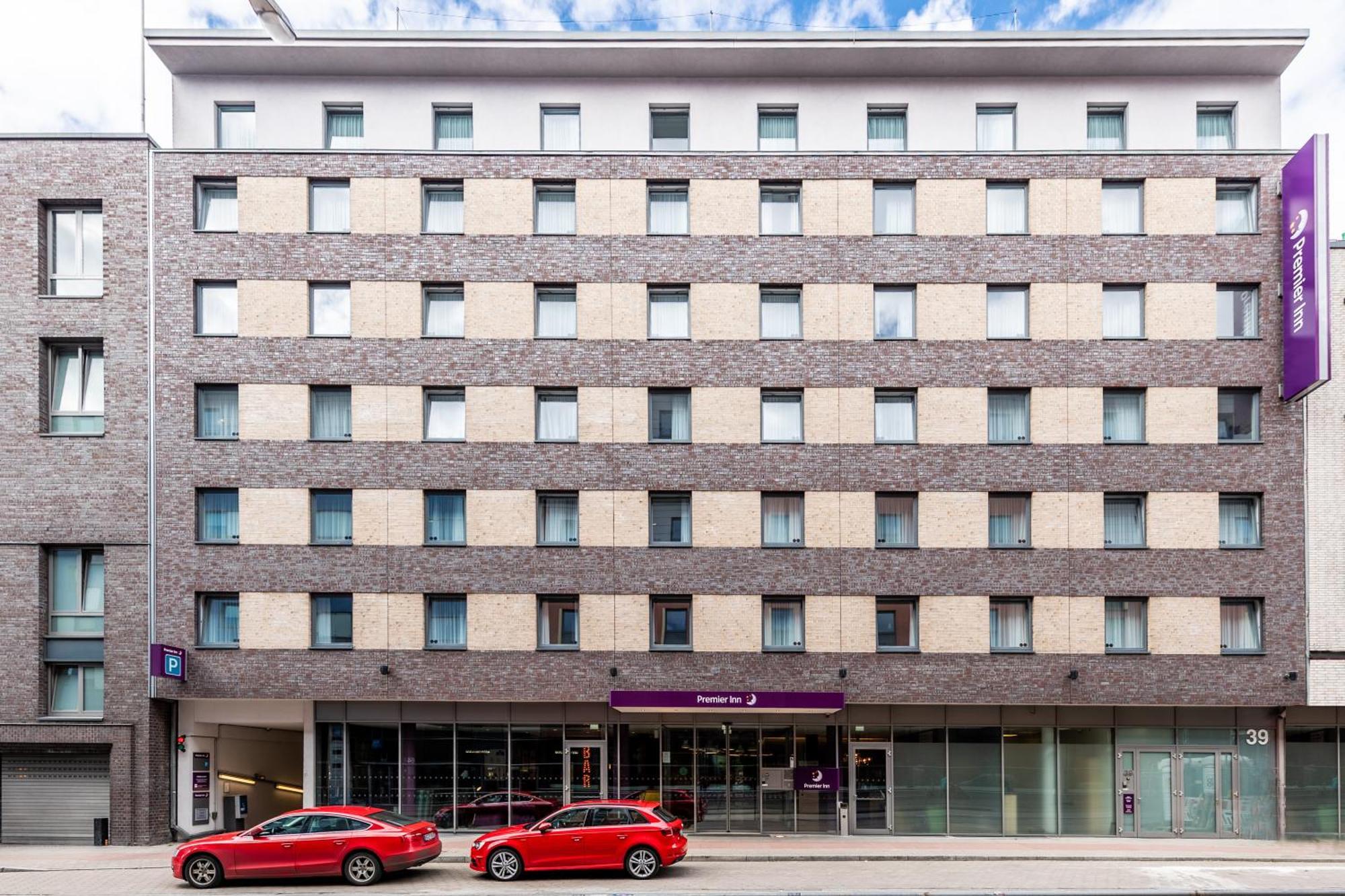 Premier Inn Hamburg City Millerntor Buitenkant foto